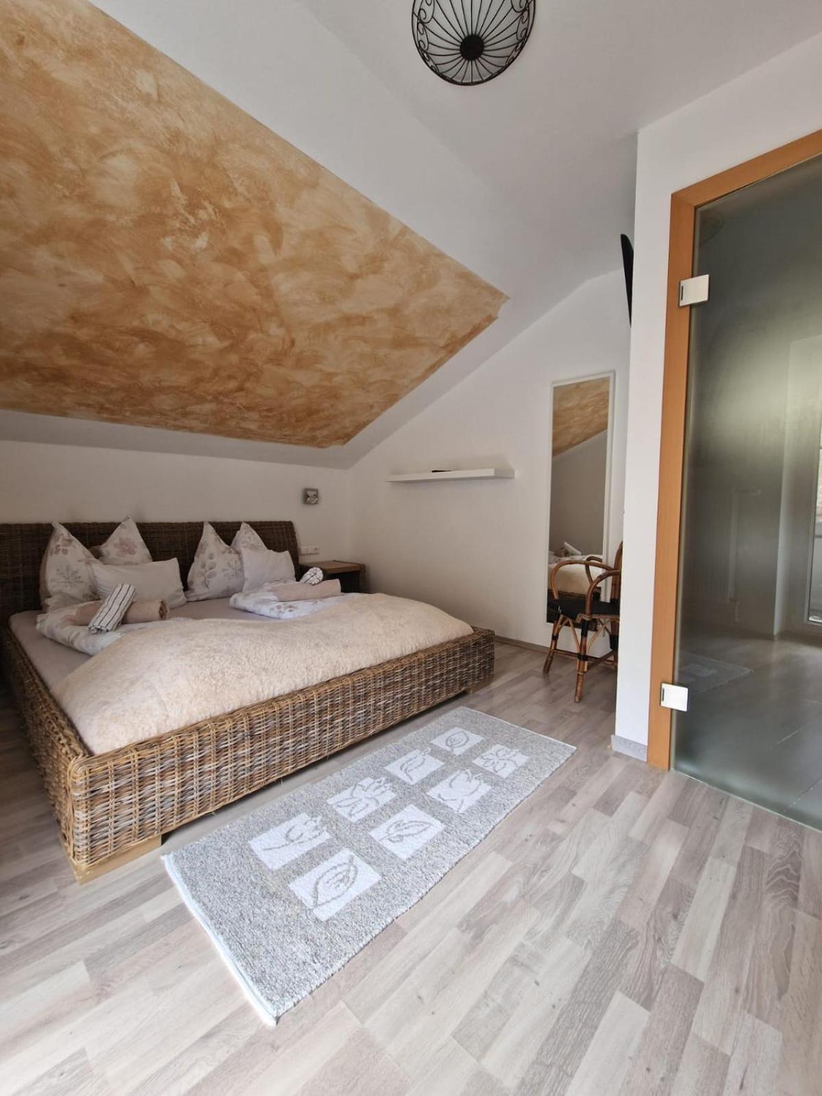 Haus Emily Bed & Breakfast Schladming Exterior photo